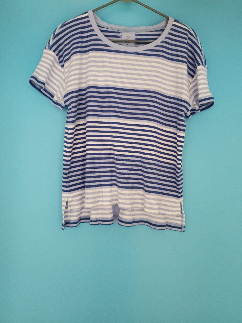 T by Talbots Tee Size Medium Ribbed Striped Short Seeve